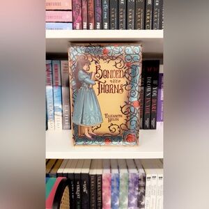 Bookish Box SE: Bonded by Thorns by Elizabeth Helen